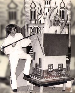 Título_ Fotografía de Estudio Gustavo Caprario 'Ninos' y Dinna Durc..  Lugar_ Nicaragua.  Año_ Década d 1970  Fuente_ Archivo personal