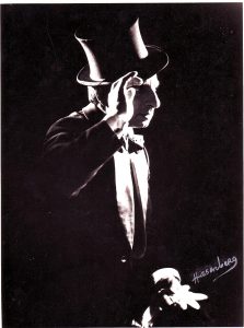 Titulo: Fotografía de estudio Adolfo Williams. Año: Desconocido. Fuente: Archivo Adolfo Williams